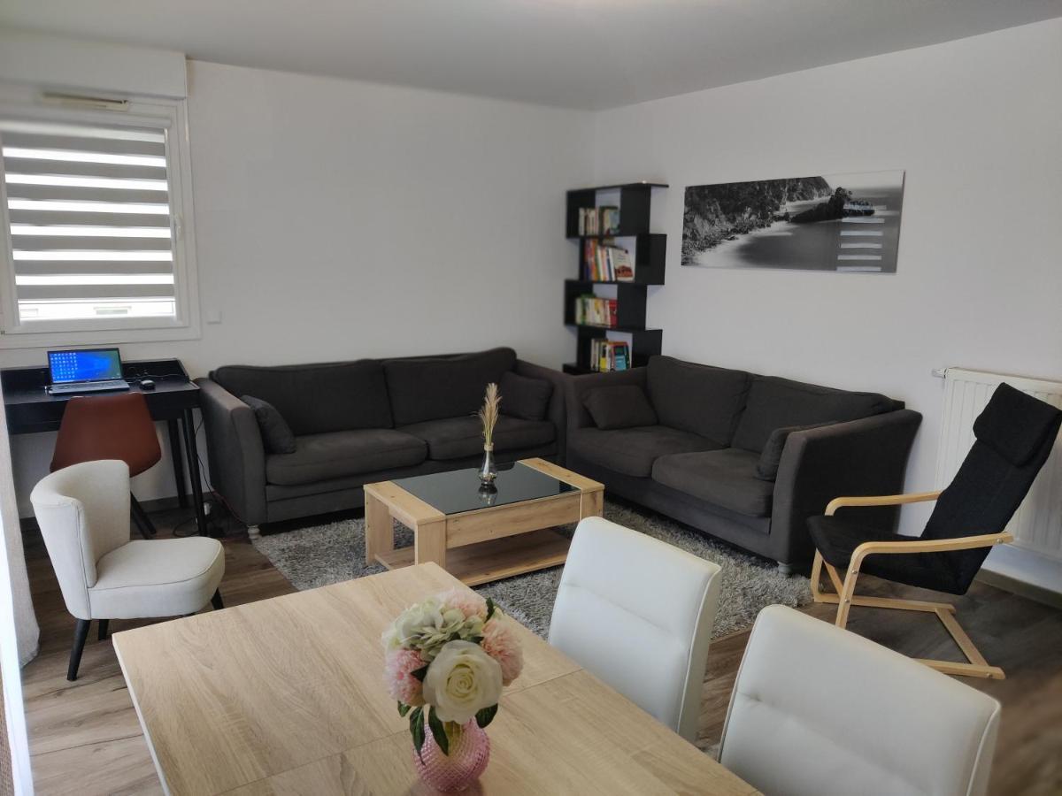 דירות App 5 Pers, Parking, 3Mn Rer A, 40 Mn Du Centre De Paris, Cergy Le Haut מראה חיצוני תמונה