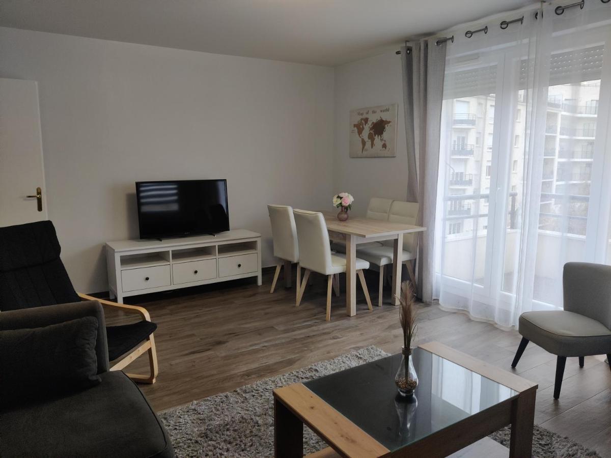 דירות App 5 Pers, Parking, 3Mn Rer A, 40 Mn Du Centre De Paris, Cergy Le Haut מראה חיצוני תמונה